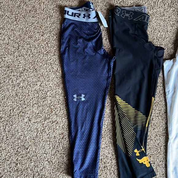 Bundle of under armour pants . Size medium - Picture 3 of 4